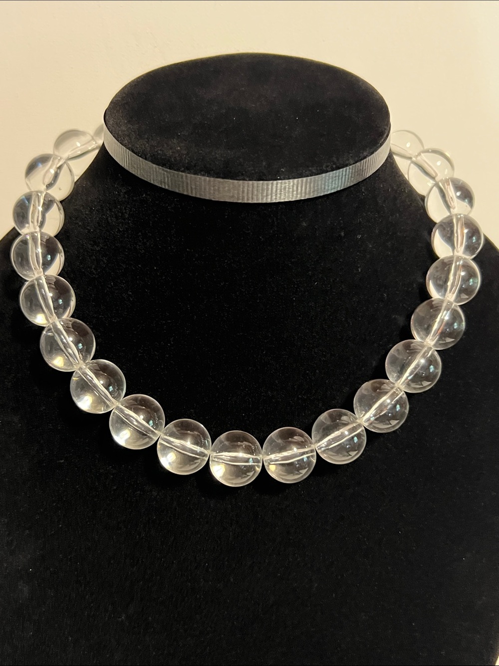 Vintage Clear Lucite Bead Choker Necklace 18”  All 17mm Beads Classic Jewelry